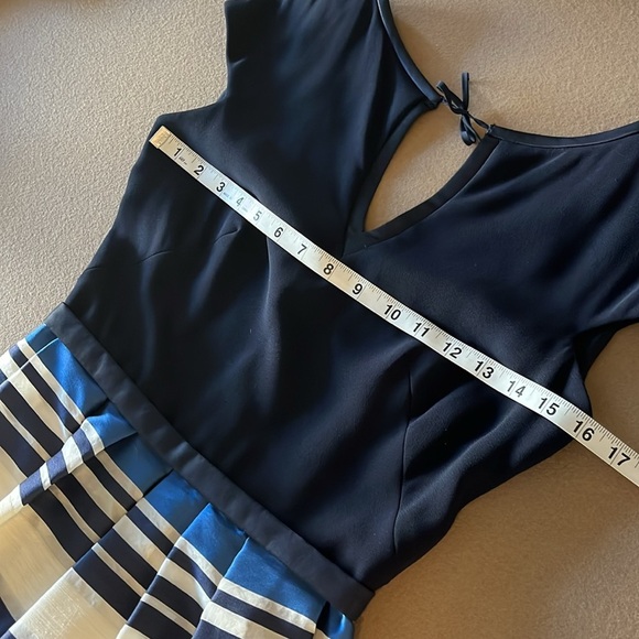 THEIA Couture Stripe Jacquard T-Dress TH882641 -Size 2 - Picture 9 of 14